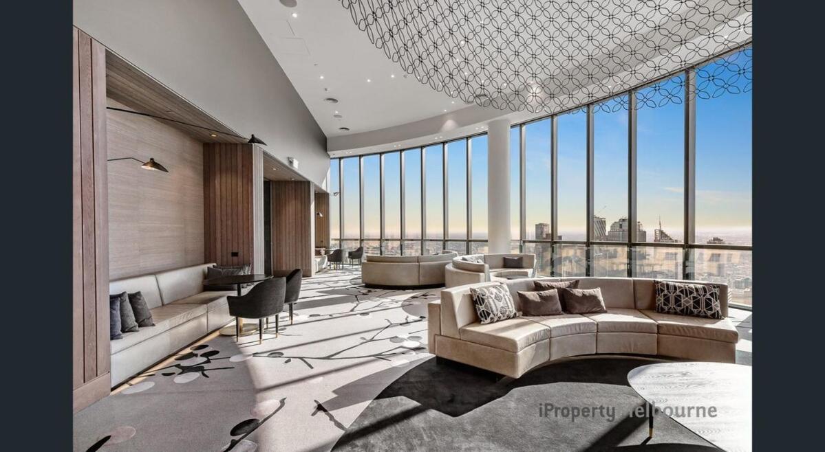 Prima Pearl Tower - Three Bedroom Casino Flames View *