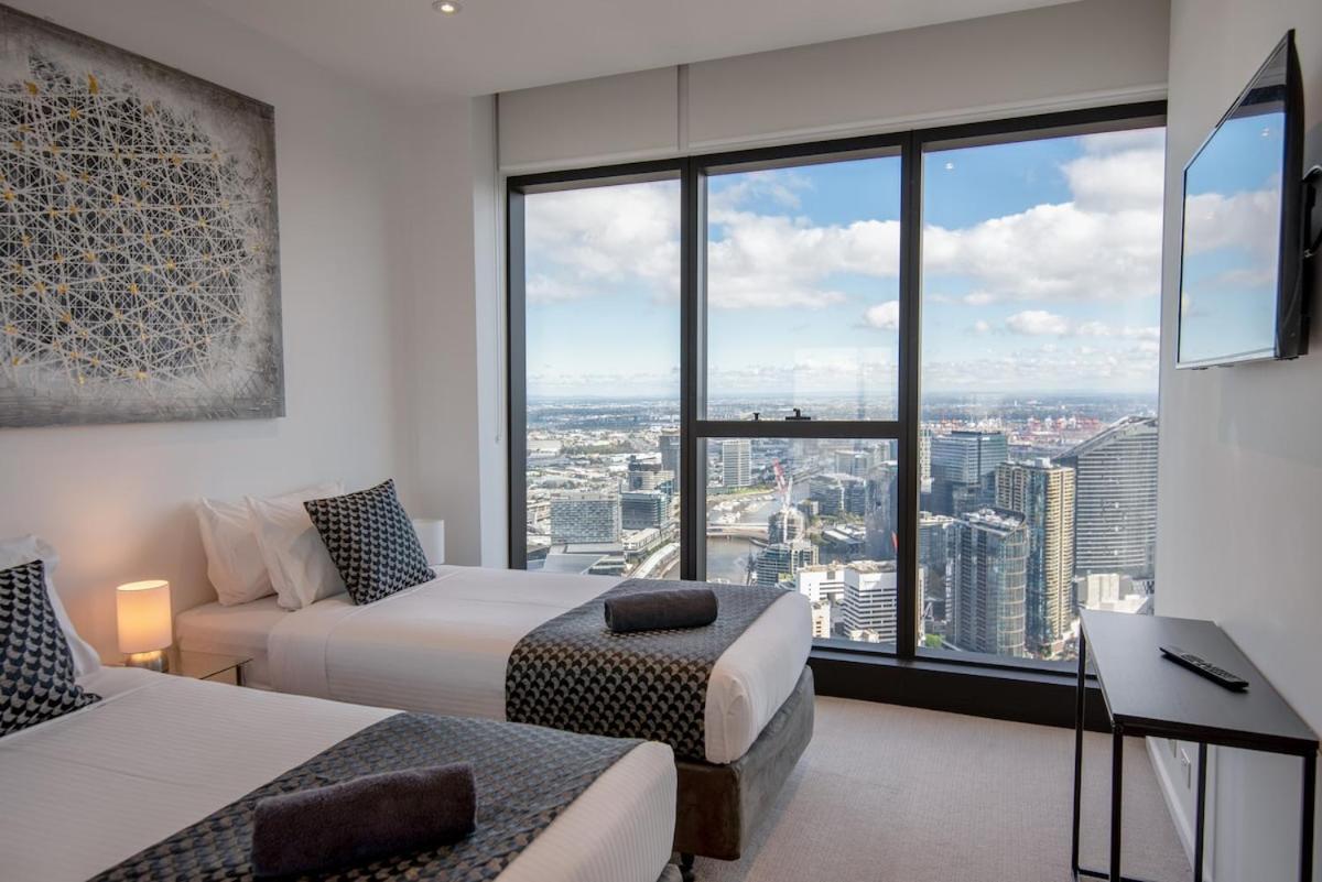 Prima Pearl Tower - Three Bedroom Casino Flames View *